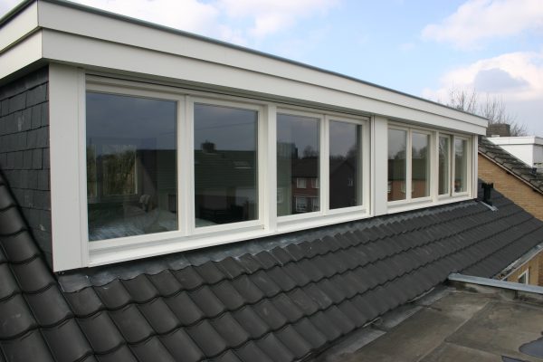 Installatie van een onderhoudsvrije dakkapel